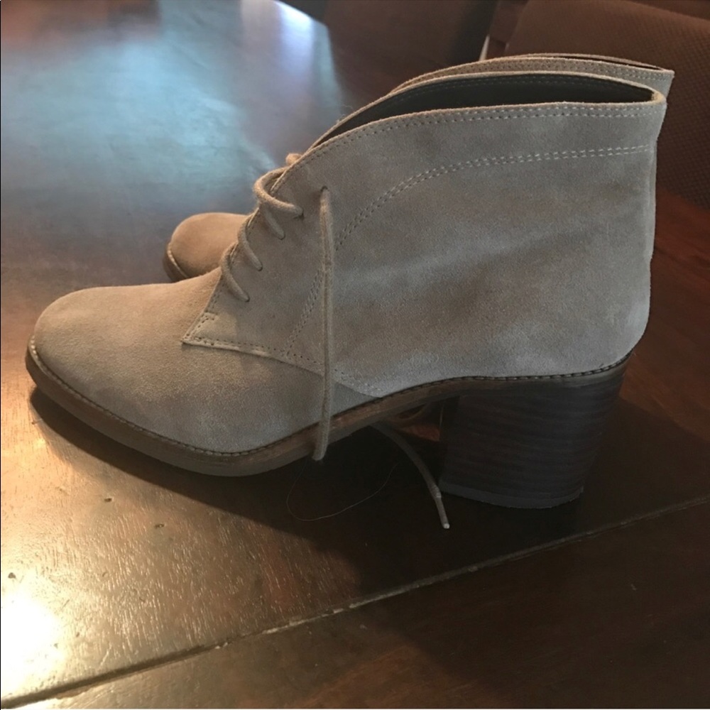 DOLCE VITA Lace Up Booties